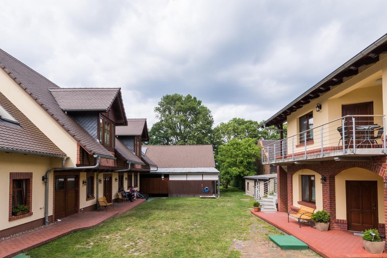 Gasthof Zum Slawen Hotel Vetschau Eksteriør billede